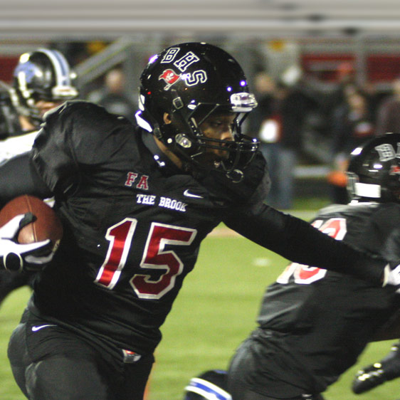 Bailey overcomes injury, orthopaedic surgery to lead Bolingbrook to first state football title